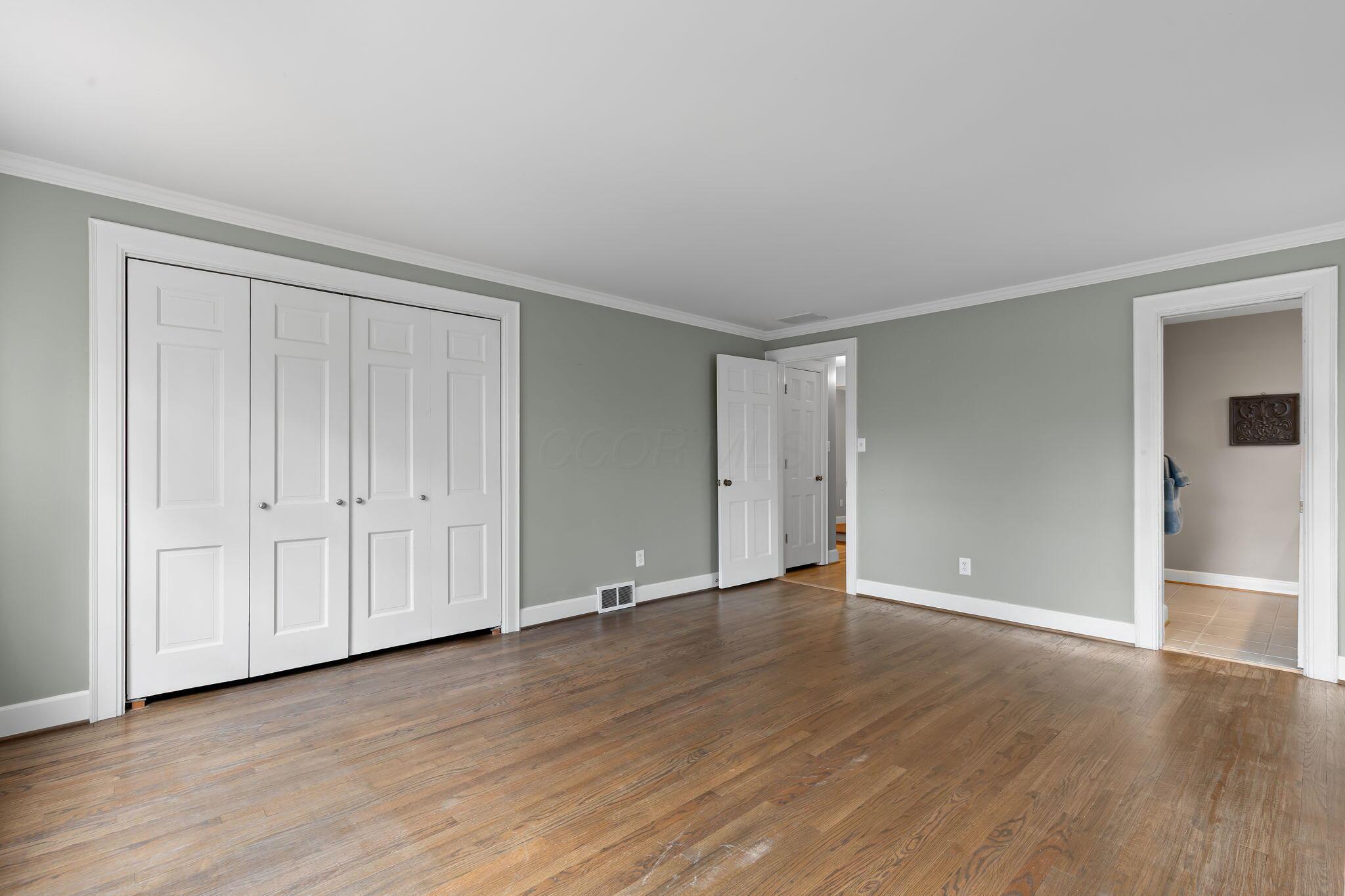 Columbus, Ohio 43221, United States, 5 Bedrooms Bedrooms, ,4 BathroomsBathrooms,Residential,Active,49796