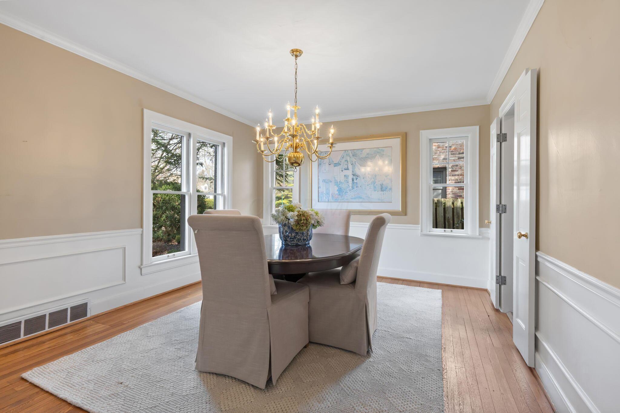 Columbus, Ohio 43221, United States, 5 Bedrooms Bedrooms, ,4 BathroomsBathrooms,Residential,Active,49796