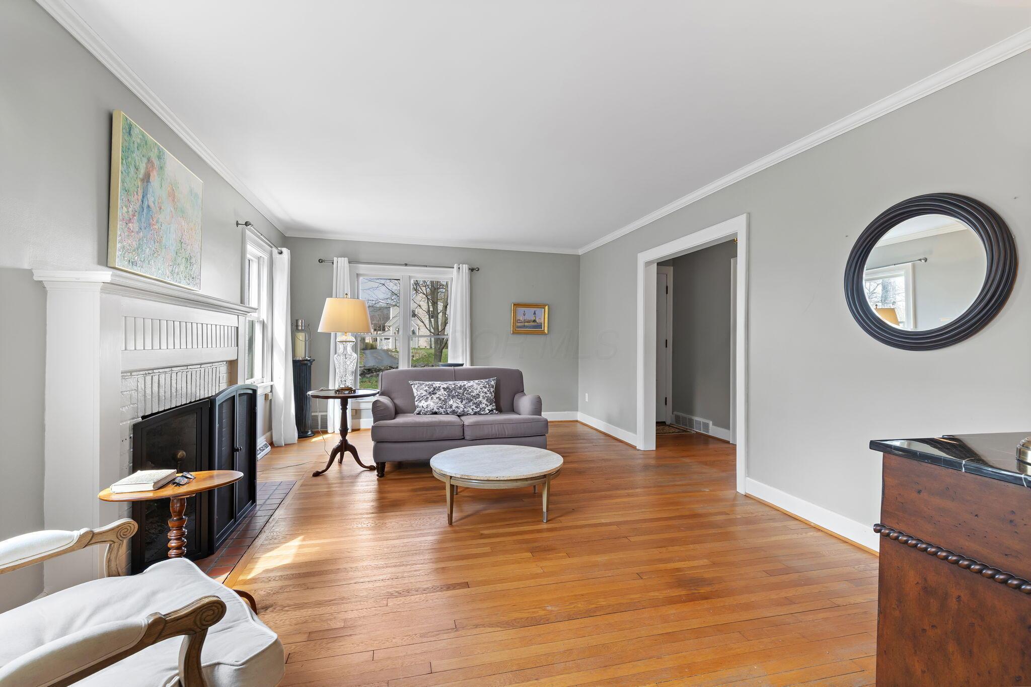 Columbus, Ohio 43221, United States, 5 Bedrooms Bedrooms, ,4 BathroomsBathrooms,Residential,Active,49796