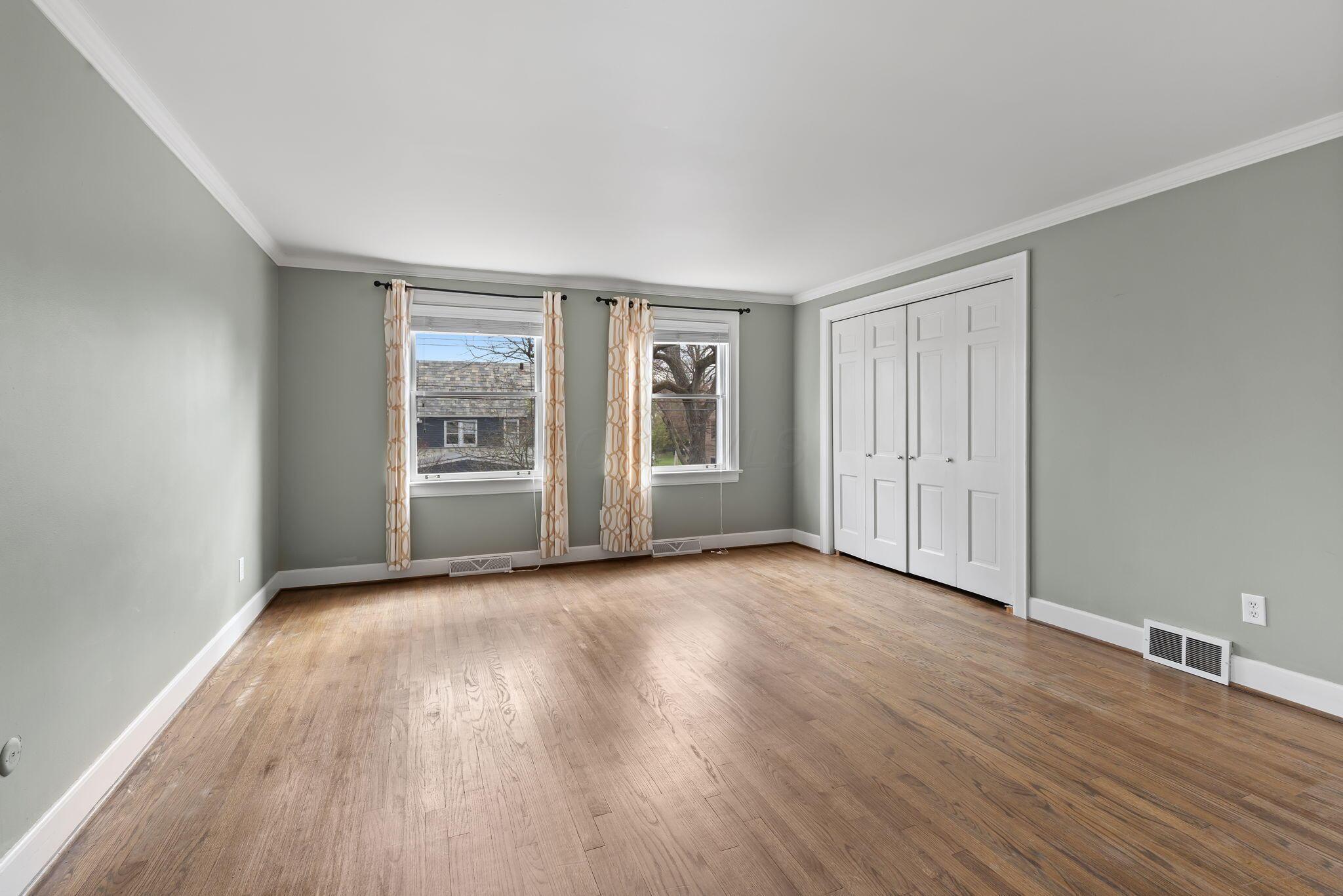 Columbus, Ohio 43221, United States, 5 Bedrooms Bedrooms, ,4 BathroomsBathrooms,Residential,Active,49796