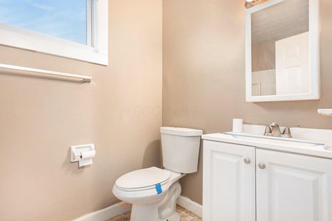 Tiny photo for 3275 Faycrest Road, Columbus, OH 43232 (MLS # 225045901)