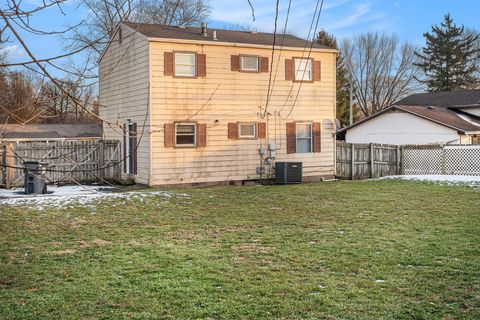 Tiny photo for 3275 Faycrest Road, Columbus, OH 43232 (MLS # 225045901)