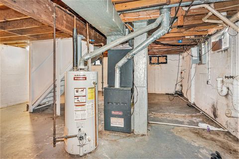 Tiny photo for 3275 Faycrest Road, Columbus, OH 43232 (MLS # 225045901)