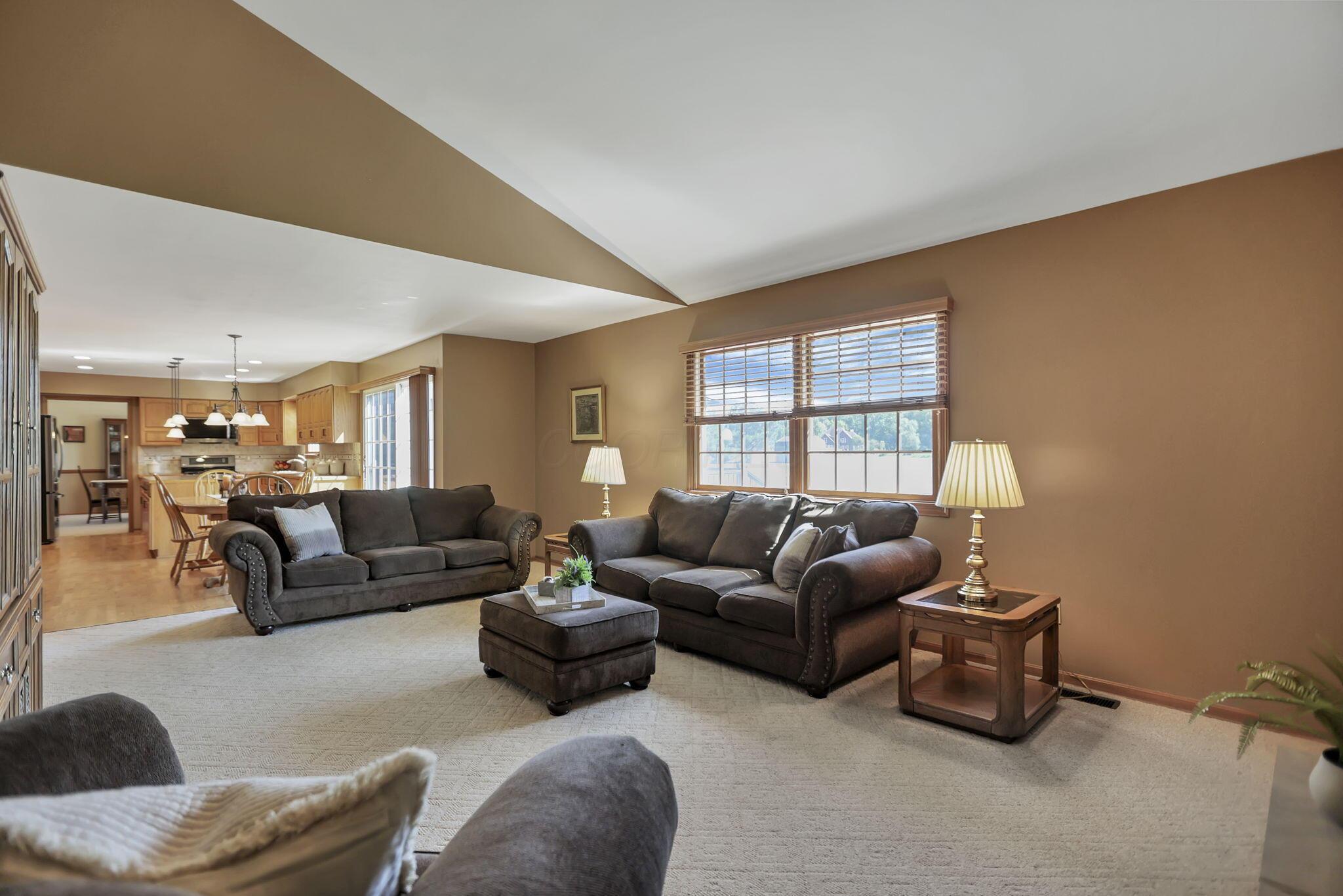12610 Woodtown Road, Galena, Ohio image 22