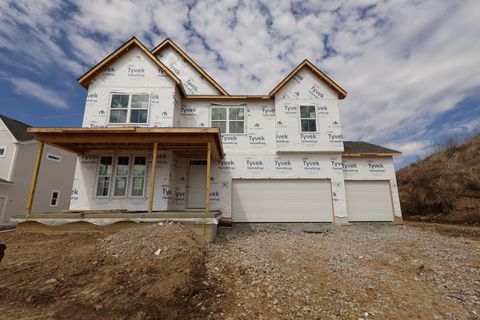 Homes For Sale - 124 Ruby Road<br/> Pataskala, OH 43062