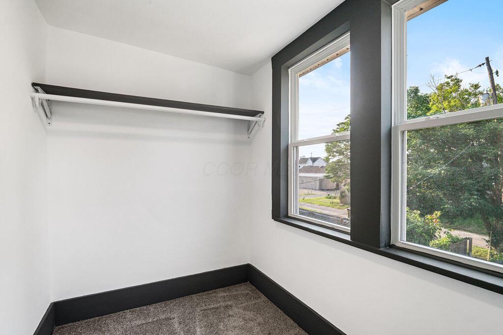 Columbus, Ohio 43206, United States, 2 Bedrooms Bedrooms, ,2 BathroomsBathrooms,Residential,Active,180053