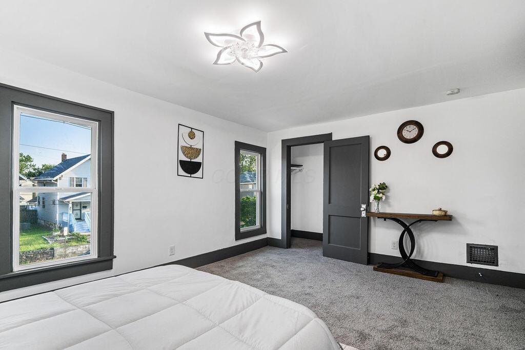 Columbus, Ohio 43206, United States, 2 Bedrooms Bedrooms, ,2 BathroomsBathrooms,Residential,Active,180053