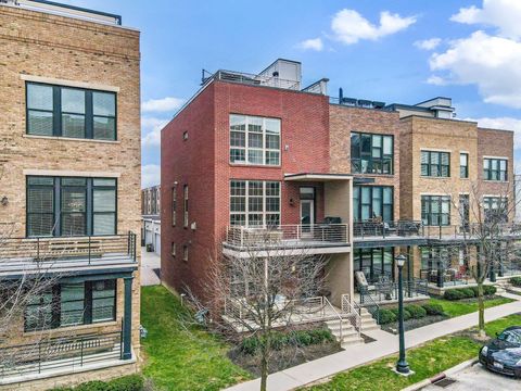 Photo of 760 N 6th Street, Columbus, OH 43215 (MLS # 226007393)