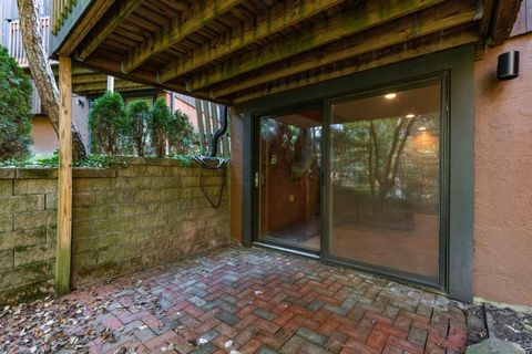 Tiny photo for 4816 Crazy Horse Lane 4 #4, Westerville, OH 43081 (MLS # 225037474)