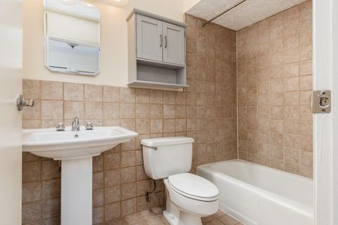 Tiny photo for 4816 Crazy Horse Lane 4 #4, Westerville, OH 43081 (MLS # 225037474)