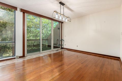 Tiny photo for 4816 Crazy Horse Lane 4 #4, Westerville, OH 43081 (MLS # 225037474)