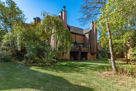 Tiny photo for 4816 Crazy Horse Lane 4 #4, Westerville, OH 43081 (MLS # 225037474)