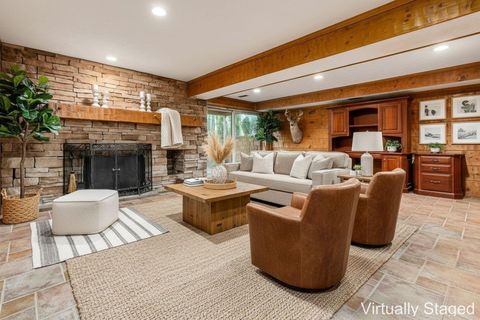 Tiny photo for 4816 Crazy Horse Lane 4 #4, Westerville, OH 43081 (MLS # 225037474)