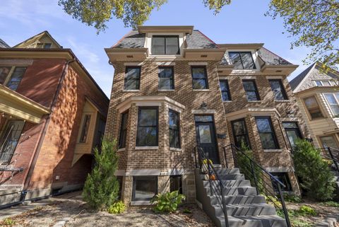 Photo of 1018 Neil Avenue, Columbus, OH 43201 (MLS # 225041444) Photo of 1018 Neil Avenue, Columbus, OH 43201 (MLS # 225041444)