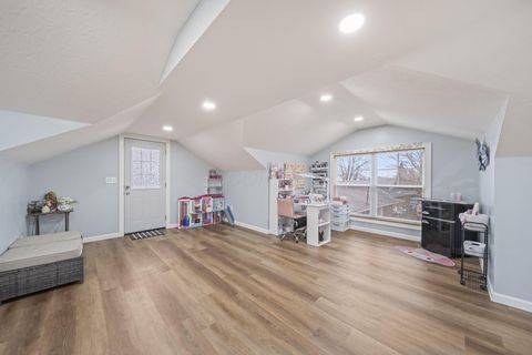 Tiny photo for 3215 Valleyview Drive, Columbus, OH 43204 (MLS # 226000649)