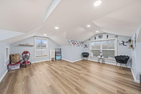 Tiny photo for 3215 Valleyview Drive, Columbus, OH 43204 (MLS # 226000649)