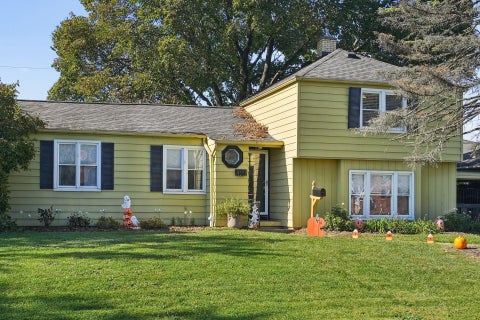 Photo of 4211 Patzer Avenue, Grove City, OH 43123 (MLS # 226040217)
