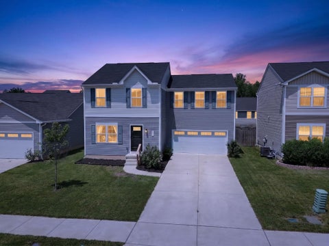 Photo of 508 Skyway Drive, Springfield, OH 45505 (MLS # 226024197)