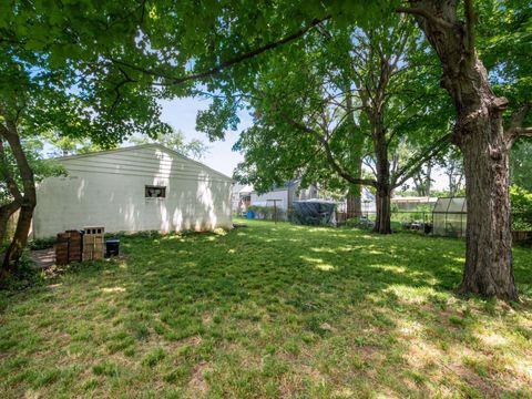 Tiny photo for 1639 E Cooke Road, Columbus, OH 43224 (MLS # 226022138)