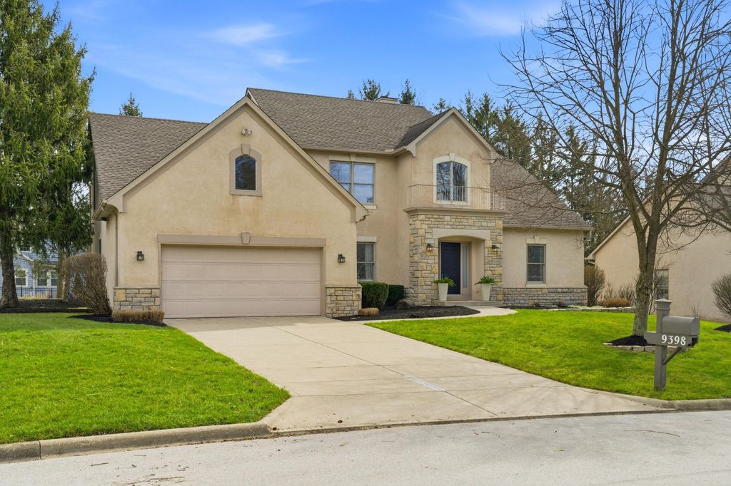 Photo of 9398 Culross Court, Dublin, OH 43017 (MLS # 226008128)