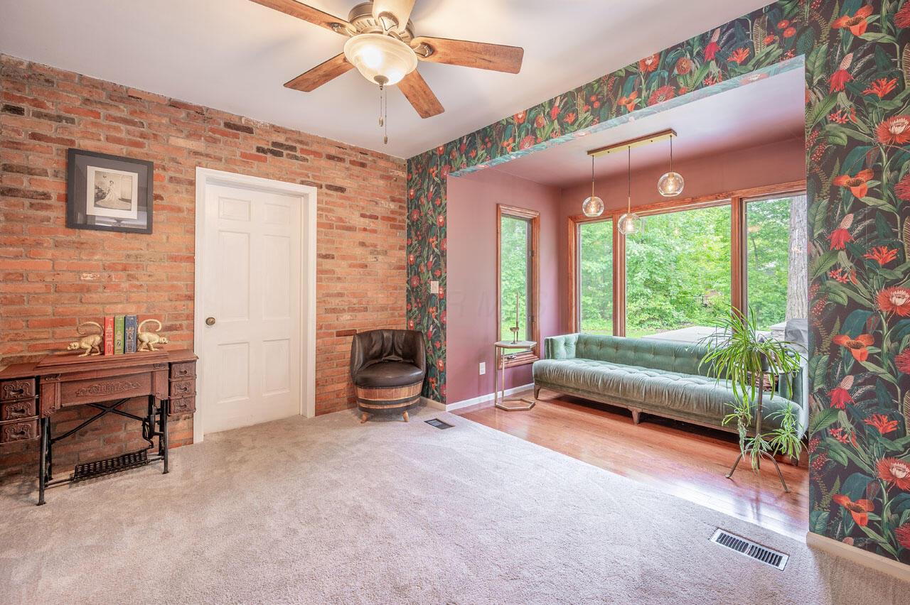 837 Cherry Bottom Road, Columbus, Ohio image 11