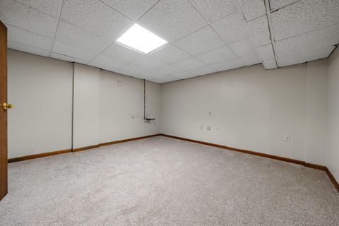 Tiny photo for 105 Kinder Place, Columbus, OH 43230 (MLS # 226022147)