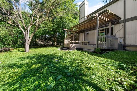 Tiny photo for 105 Kinder Place, Columbus, OH 43230 (MLS # 226022147)