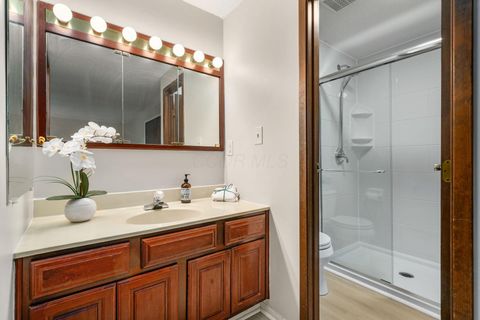 Tiny photo for 105 Kinder Place, Columbus, OH 43230 (MLS # 226022147)