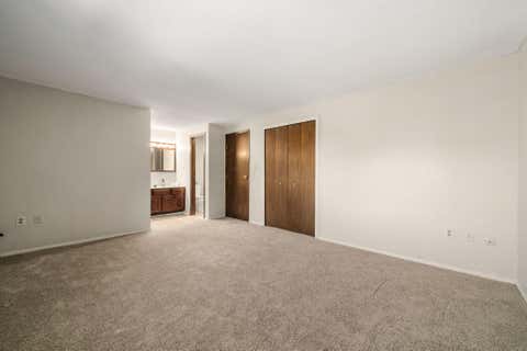 Tiny photo for 105 Kinder Place, Columbus, OH 43230 (MLS # 226022147)