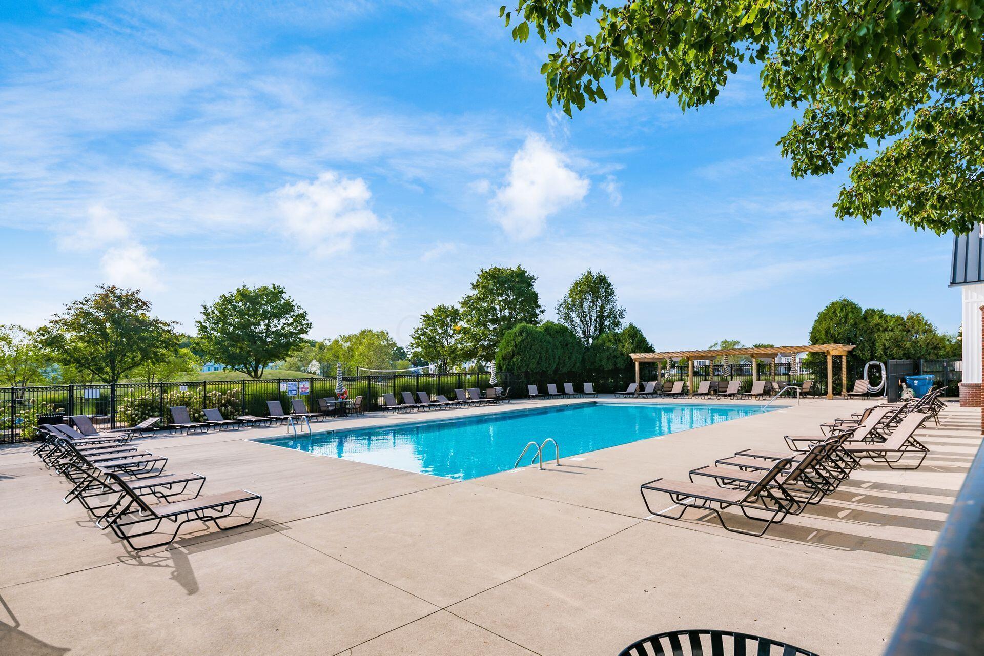6085 Eden Valley Drive, Westerville, Ohio image 3