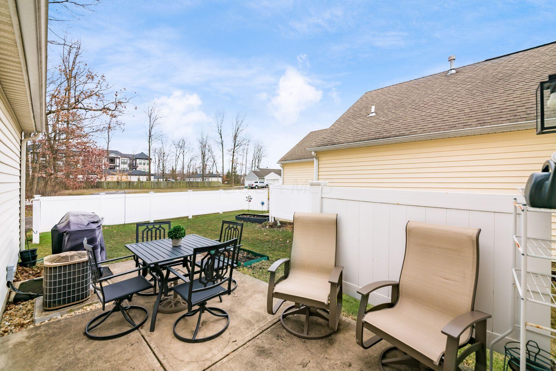 6085 Eden Valley Drive, Westerville, Ohio image 37