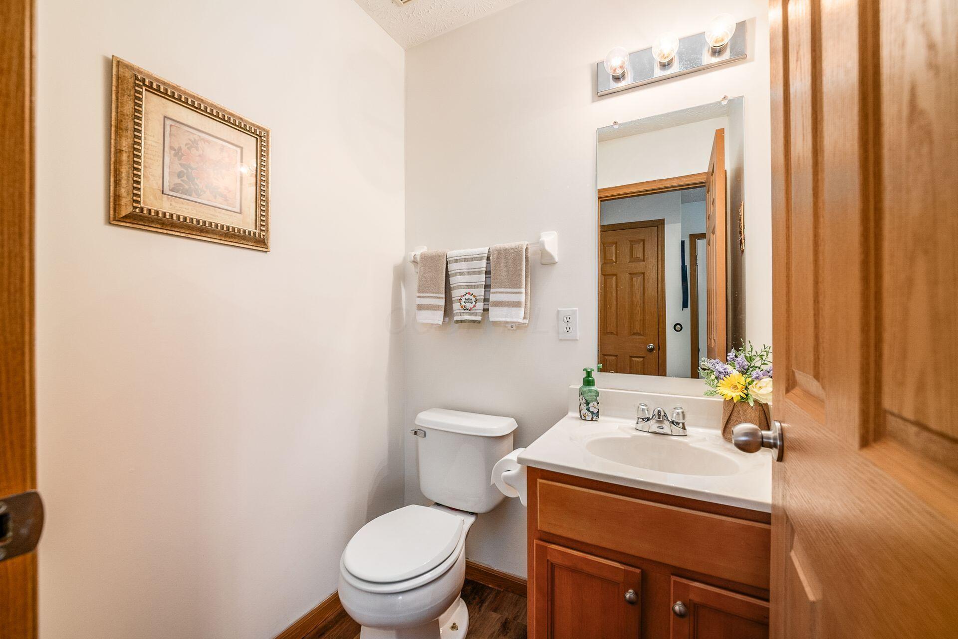 6085 Eden Valley Drive, Westerville, Ohio image 22