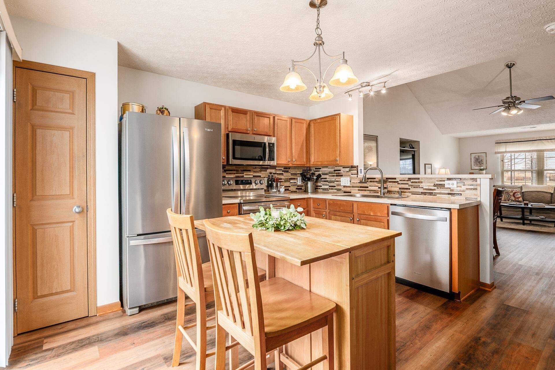 6085 Eden Valley Drive, Westerville, Ohio image 19