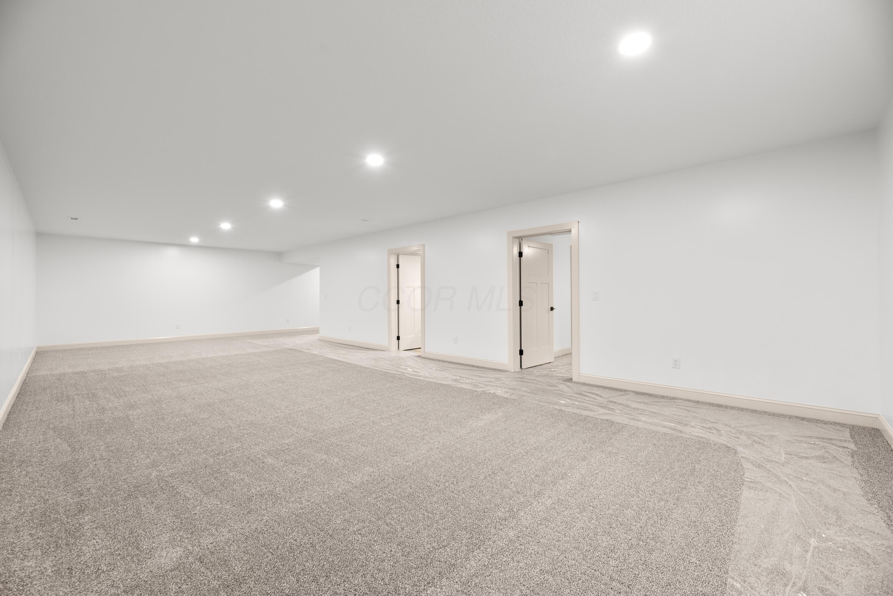 27 Brooklawn Court, Howard, Ohio image 34