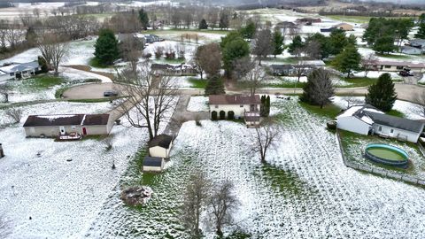 Tiny photo for 161 Lana Lane, Chillicothe, OH 45601 (MLS # 226008162)