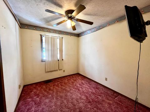 Tiny photo for 161 Lana Lane, Chillicothe, OH 45601 (MLS # 226008162)