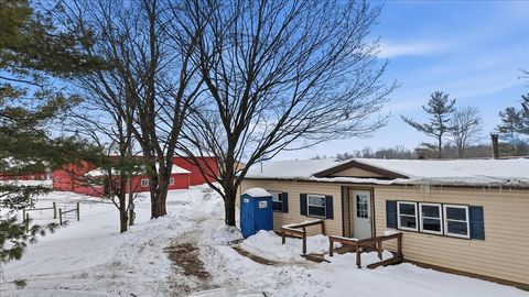 Photo of 7789 New Delaware Road, Mount Vernon, OH 43050 (MLS # 226003365)