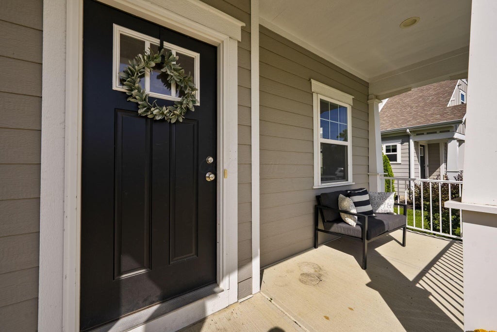 Photo of 5236 Estuary Lane 12B #12B, Dublin, OH 43016 (MLS # 226035266)