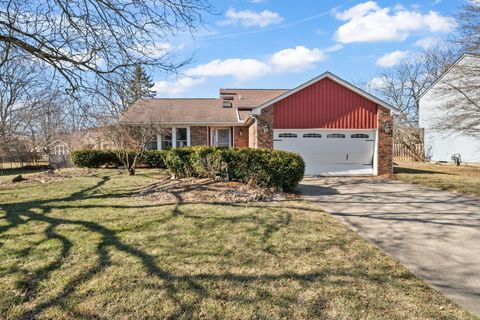 Photo of 3721 Holly Street, Grove City, OH 43123 (MLS # 226005658)