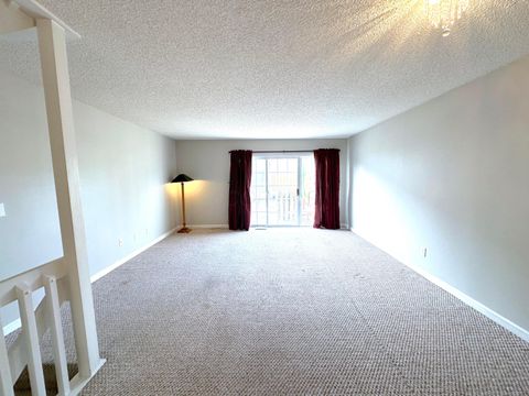 Tiny photo for 1999 Jasper Lane 24A #24A, Hilliard, OH 43026 (MLS # 225045192)