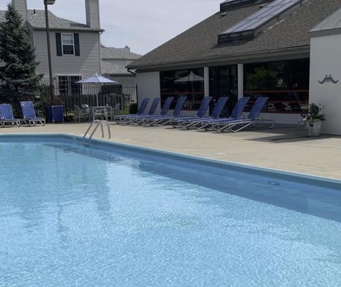 Tiny photo for 1999 Jasper Lane 24A #24A, Hilliard, OH 43026 (MLS # 225045192)