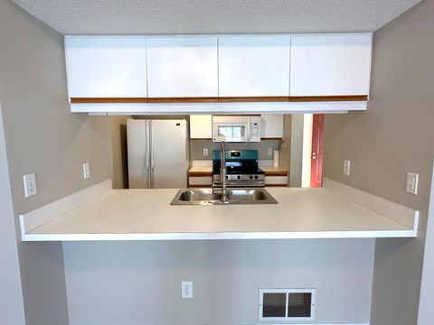 Tiny photo for 1999 Jasper Lane 24A #24A, Hilliard, OH 43026 (MLS # 225045192)