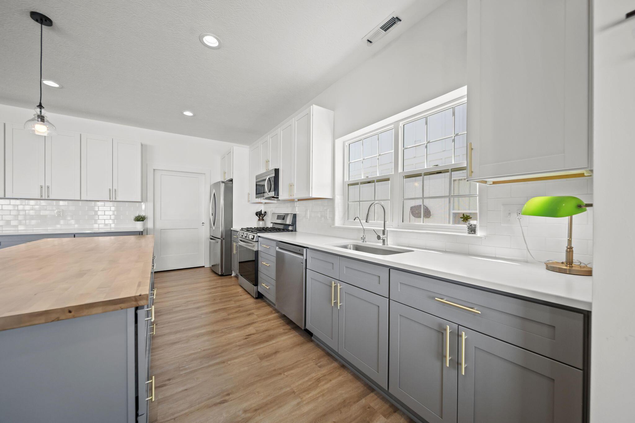 3918 Logan Court, Hilliard, Ohio image 13