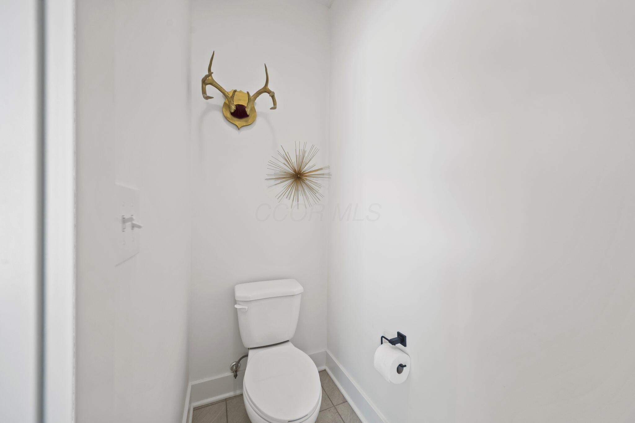 3918 Logan Court, Hilliard, Ohio image 28