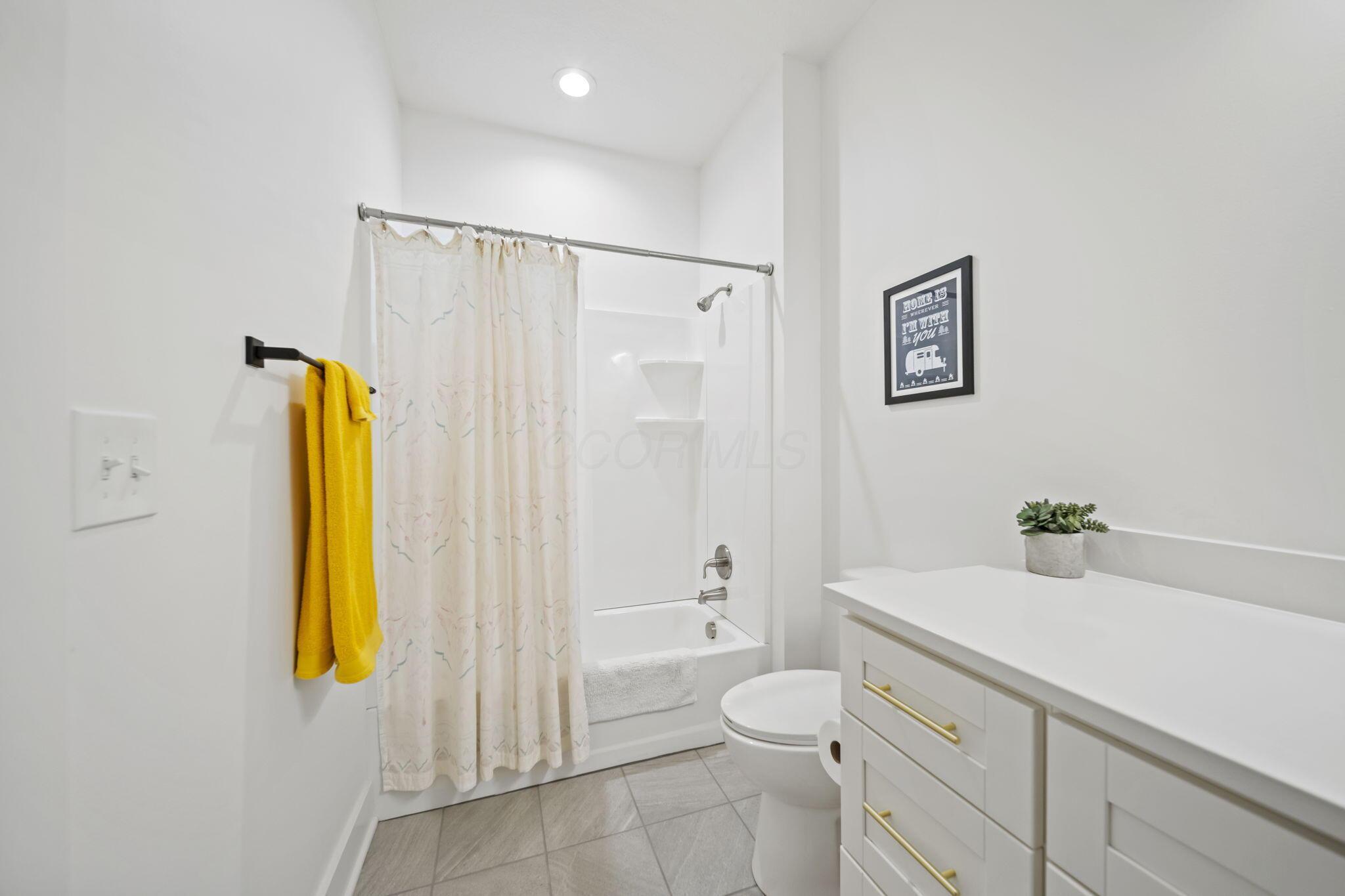 3918 Logan Court, Hilliard, Ohio image 38