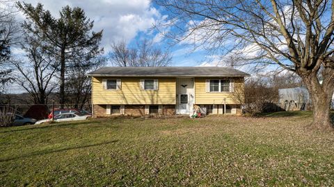 Tiny photo for 3965 Old Coopermill Road, Zanesville, OH 43701 (MLS # 226000848)