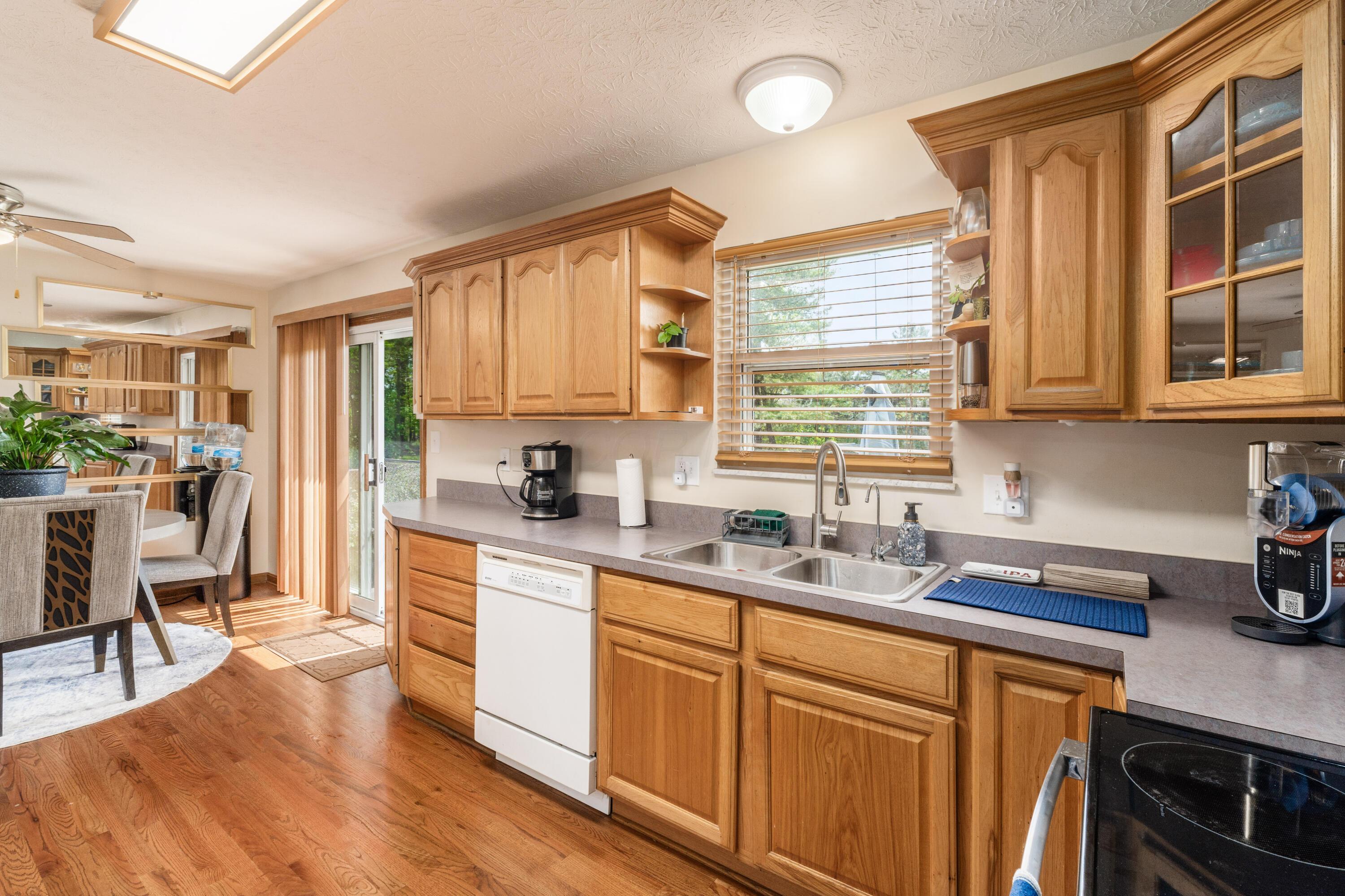 6065 Batavia Road, Westerville, Ohio image 7