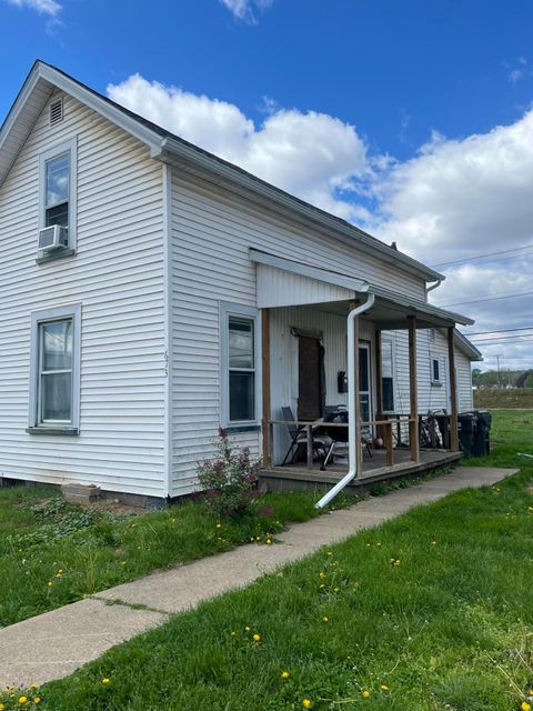 Photo of 673 John Street, Coshocton, OH 43812 (MLS # 226012972)