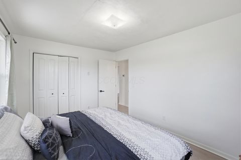 Tiny photo for 2960 US 68, Xenia, OH 45385 (MLS # 226008167)