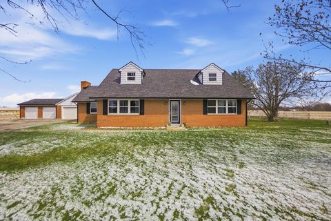 Tiny photo for 2960 US 68, Xenia, OH 45385 (MLS # 226008167)